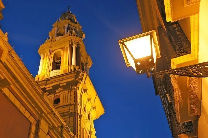 Tour nocturno por Sevilla. Reservar tour