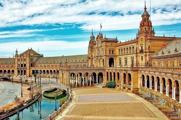 Tour privado por Sevilla. Reservar.