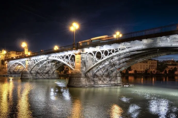 Tour nocturno por Sevilla