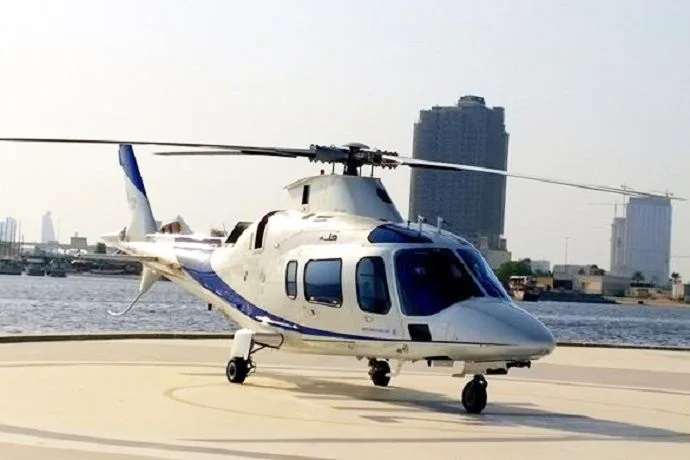Reservas y horarios. Helicóptero en Dubái. Reservas y horarios. Helicópteros en Dubái.