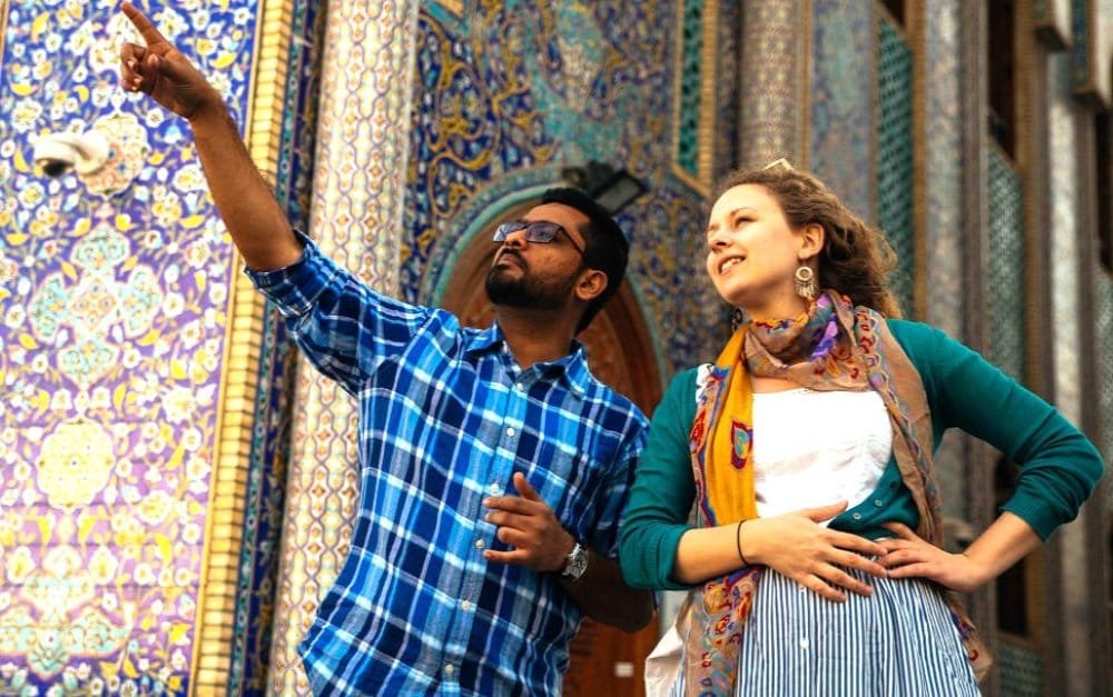 Turista española en un tour privado Dubái