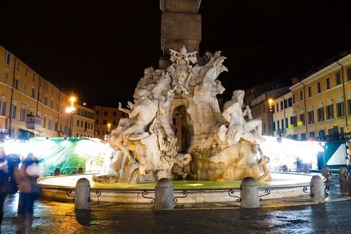 Piazza Navona por la noche