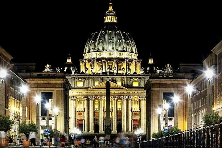 Tour nocturno por Roma iluminada