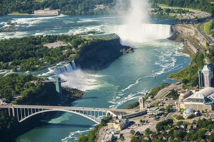 Excursión a Niagara Falls