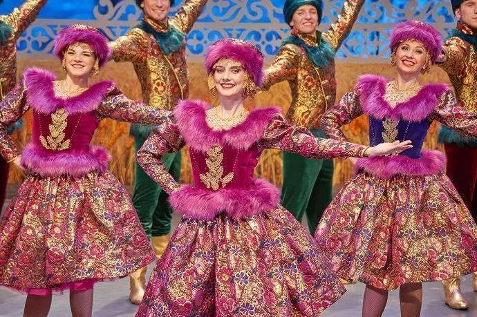 Moscú. Golden Ring Show.