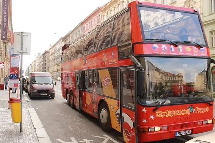 Hop On Hop Off Autobús en Praga