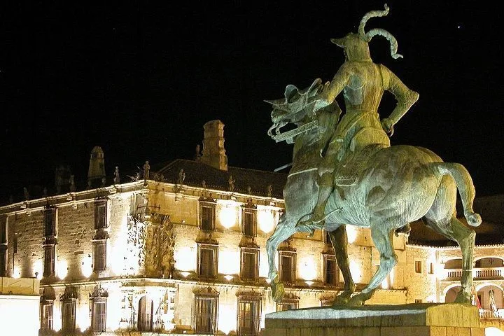Tour misterios y leyendas de Trujillo
