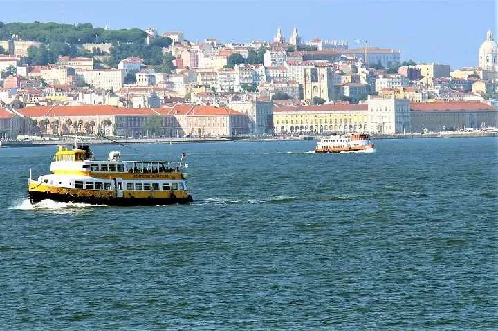 Paseo barco Lisboa