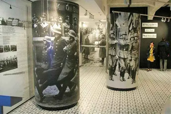 Tour fábrica Schindler español