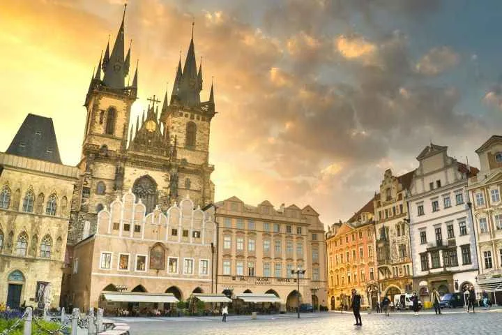 Tour Praga
