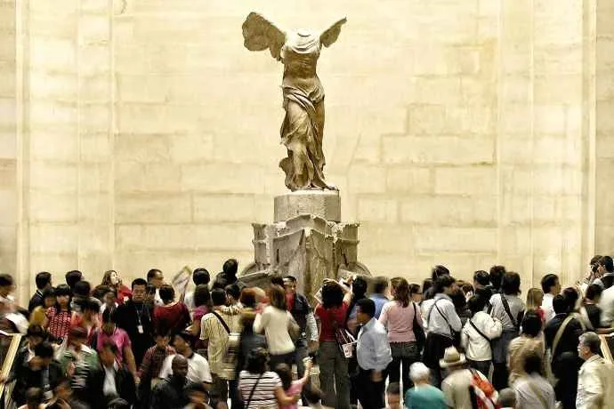 Tour privado español Louvre