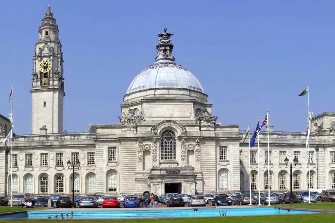 Excursión a Cardiff