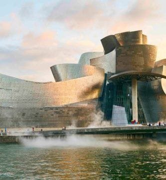 Visita guiada por el Guggenheim de Bilbao.