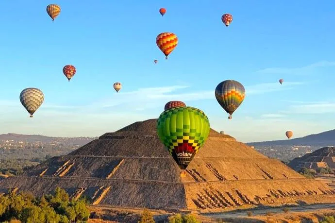 Vuelo globo Teotihuacán