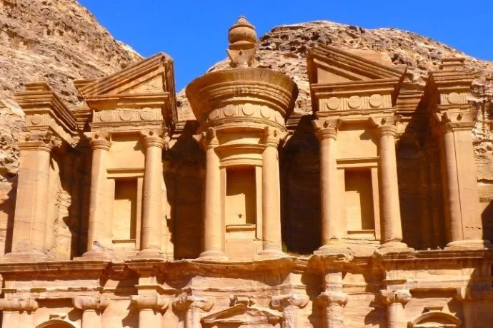 Excursión a Petra en avión