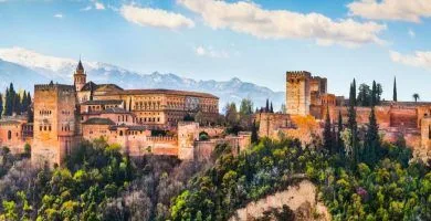 Alhambra de Granada viaje organizado para mayores por Andalucía