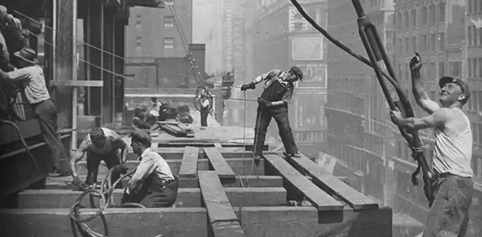 Trabajadores construyendo el Empire State