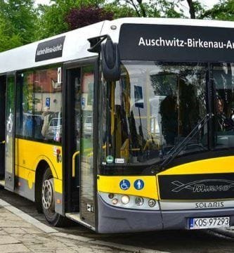 Autobús a Auschwitz