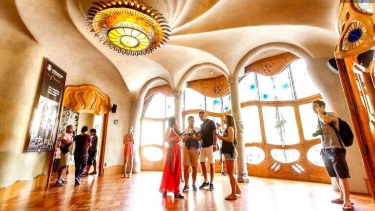Visita Guiada Casa Batlló ️ Mejor Tour Español 2026 ️