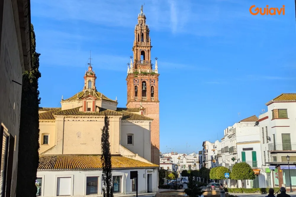 Iglesia de San Pedro y La Giraldilla de Carmona